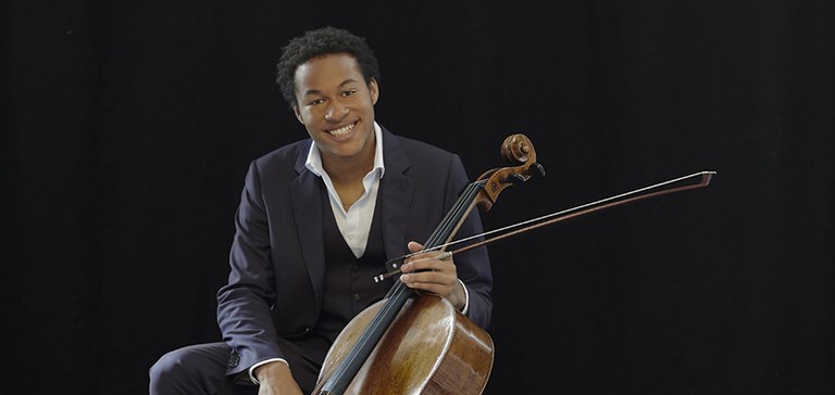 EL VIOLONCHELISTA SHEKU KANNEH-MASON DEBUTA CON LA ORQUESTA NACIONAL DE ESPAÑA