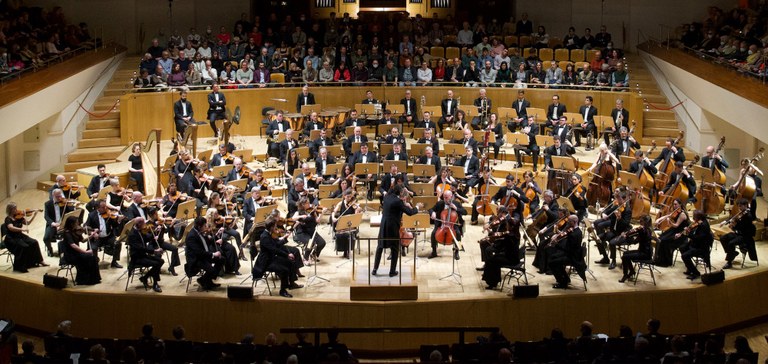 LA ORQUESTA NACIONAL DE ESPAÑA CONVOCA AUDICIONES PARA DIRECTOR/A ASISTENTE